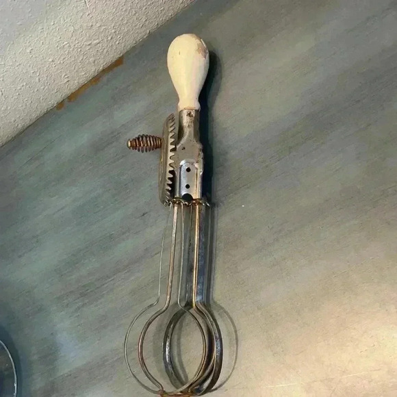 Antique Hand Mixer w/ Wood Handle - Picture 3 of 5